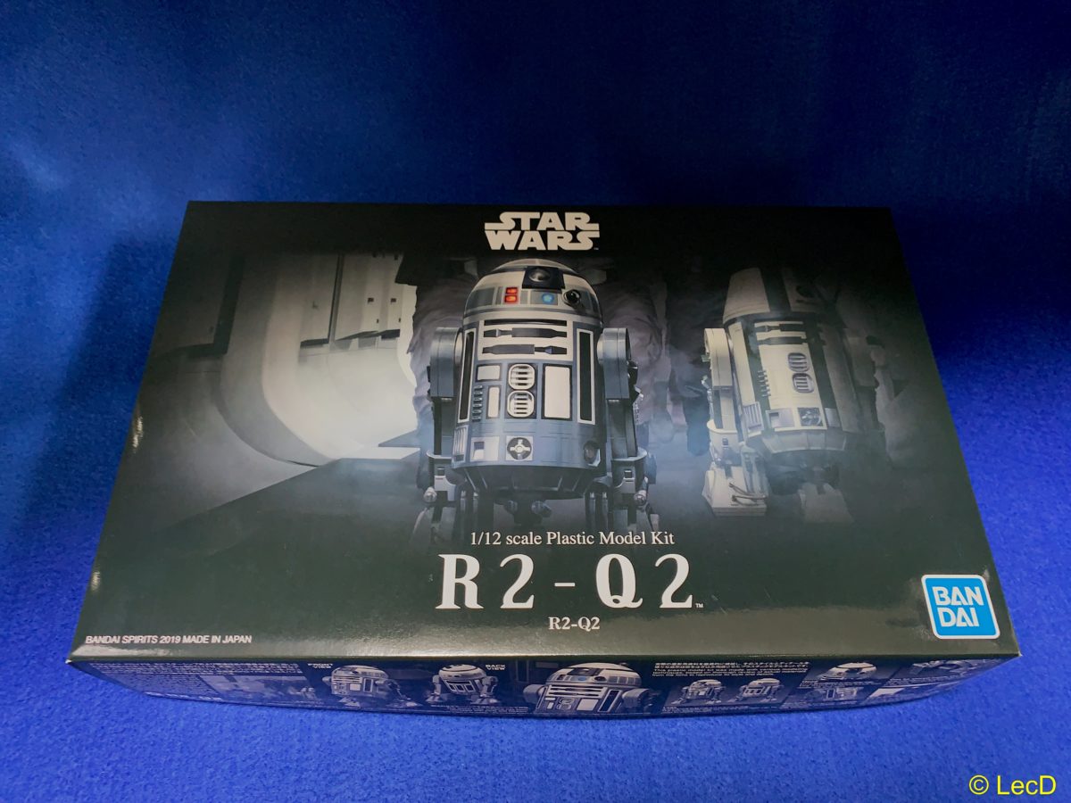 R2-Q2 　【バンダイ　1/12プラモデル】