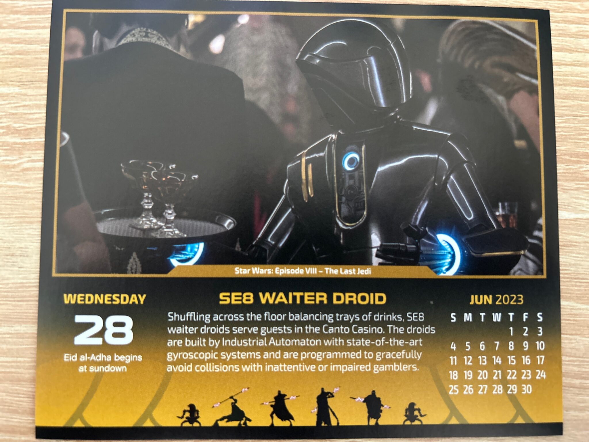 SE8 ウェイター ドロイド　Calendar 2023-06-28